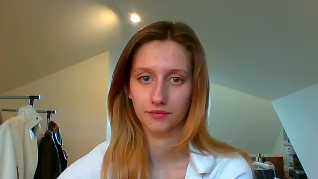 LUNA delight online show from 02-14-25, 02:44