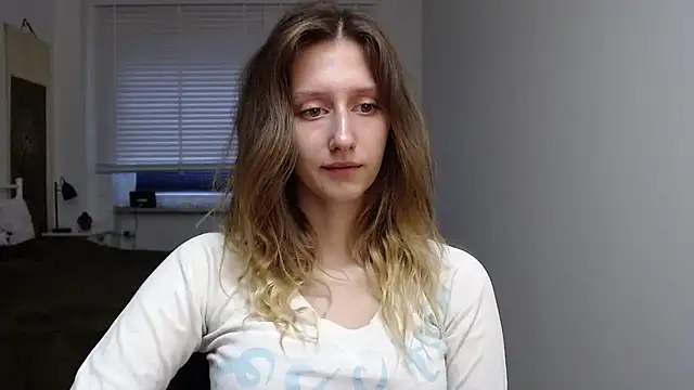 LUNA delight online show from 10-01-25, 05:24