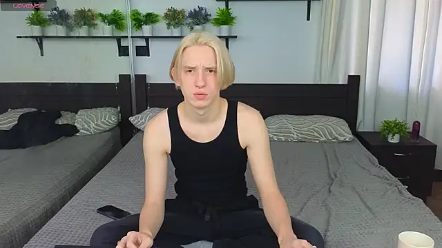 Ron Vils online show from 11-29-25, 07:11