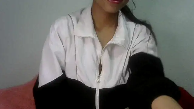 Snapshot of nanhi_munni chatting on 05-25-26, 12:00 nanhi munni online show from 05-25-26, 12:00