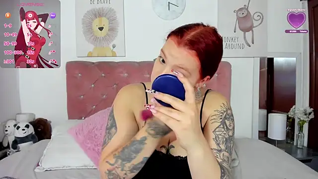 Snapshot of CelessteRedds chatting on 02-17-25, 11:34 CelessteRedds online show from 02-17-25, 11:34