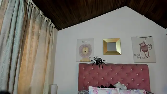 CelessteRedds online show from 10-30-25, 11:22