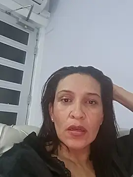 Snapshot of Slut_Milf_ chatting on 03-05-25, 01:42 Slut Milf  online show from 03-05-25, 01:42