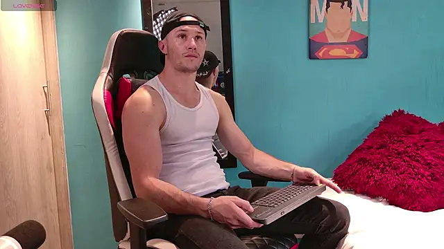 AxelFairchaild online show from 03-09-25, 01:15