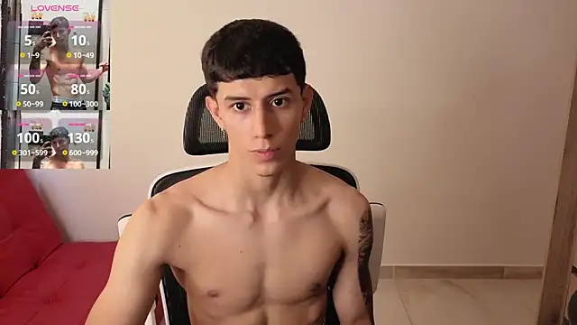 Cristopher23  online show from 09-17-25, 03:14