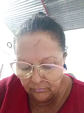 Snapshot of sahira_yasin chatting on 12-24-24, 01:38 sahira yasin online show from 12-24-24, 01:38