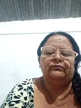 Snapshot of sahira_yasin chatting on 12-29-24, 04:48 sahira yasin online show from 12-29-24, 04:48