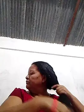 Snapshot of sahira_yasin chatting on 01-04-25, 01:21 sahira yasin online show from 01-04-25, 01:21