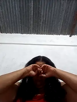 Snapshot of sahira_yasin chatting on 01-25-25, 12:38 sahira yasin online show from 01-25-25, 12:38