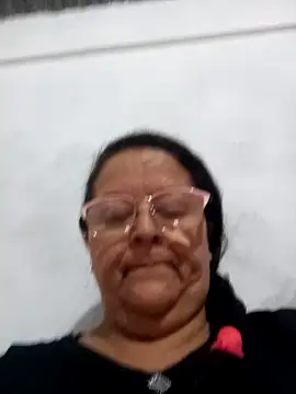 Snapshot of sahira_yasin chatting on 02-16-25, 01:36 sahira yasin online show from 02-16-25, 01:36