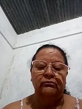 Snapshot of sahira_yasin chatting on 03-03-25, 01:31 sahira yasin online show from 03-03-25, 01:31