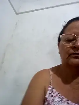 Snapshot of sahira_yasin chatting on 03-07-25, 01:09 sahira yasin online show from 03-07-25, 01:09