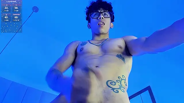 AkazaBoy  online show from 03-08-25, 01:57