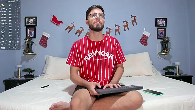 ETHAN ADAM online show from 12-13-24, 09:09