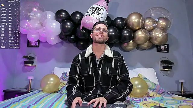 ETHAN ADAM online show from 12-31-24, 12:11