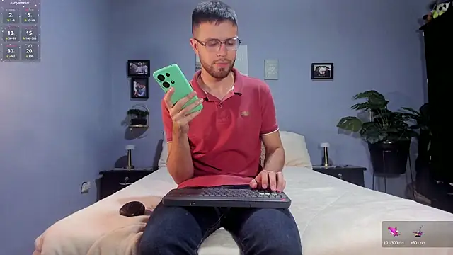 ETHAN ADAM online show from 03-01-25, 01:43