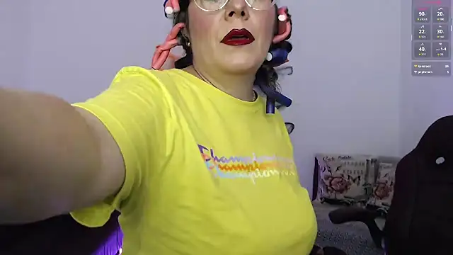 Serenay  online show from 10-31-25, 05:03