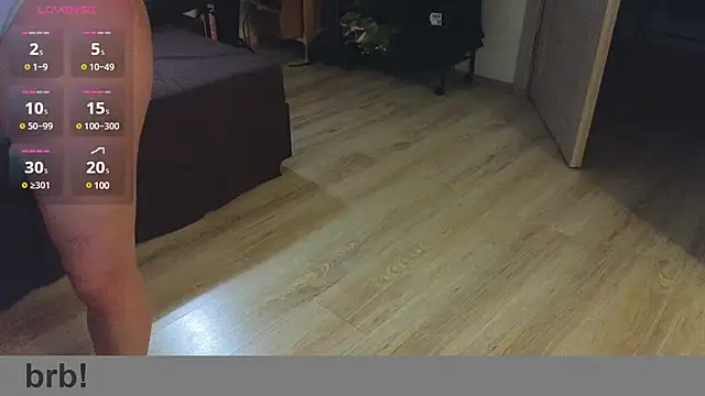 Snapshot of Space_X_Roxy_ chatting on 02-26-25, 04:56 Space X Roxy online show from 02-26-25, 04:56