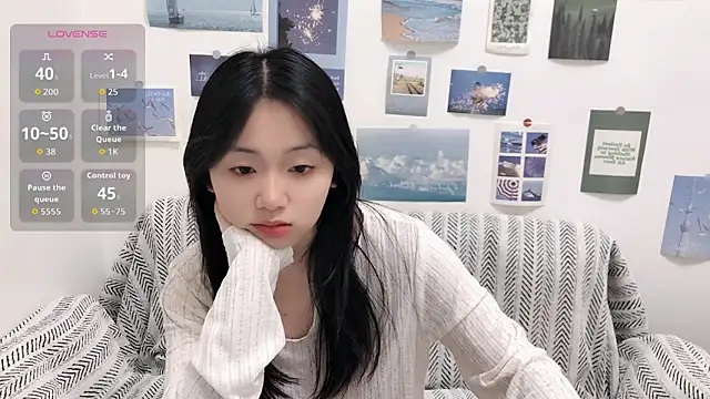 LiLiYbaby online show from 09-15-25, 06:02