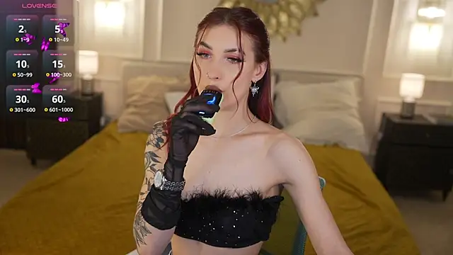 Magnetic Mia  online show from 03-21-26, 12:26