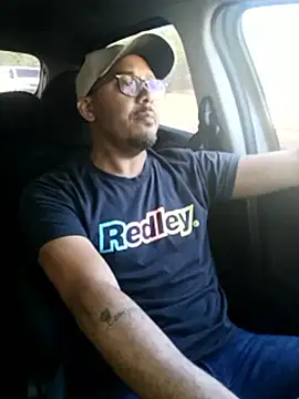 johnwalkerRjts online show from 10-22-25, 12:38