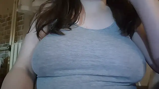 AalinnaK online show from 09-18-25, 04:53