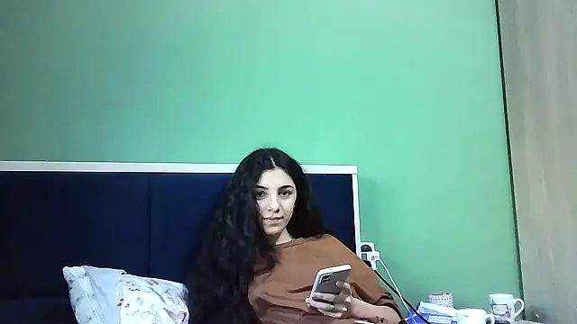 Ahotkittyxxx online show from 12-19-24, 08:23