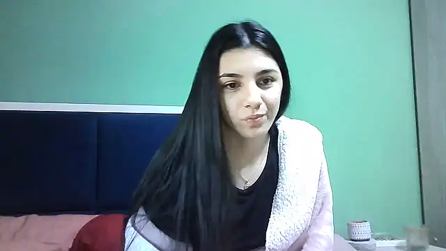 Ahotkittyxxx online show from 12-30-24, 07:59