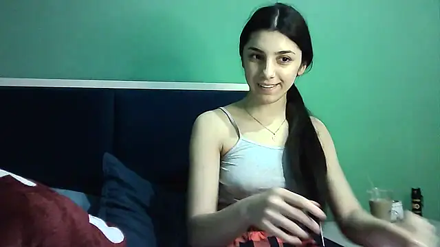 Ahotkittyxxx online show from 01-15-25, 03:07