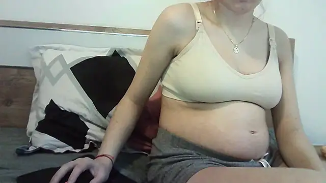 Ahotkittyxxx online show from 10-26-25, 07:03