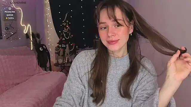 Snapshot of Emillias chatting on 01-17-26, 08:08 Emillias online show from 01-17-26, 08:08
