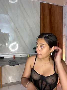 floriamANDjazmin online show from 11-20-25, 07:13