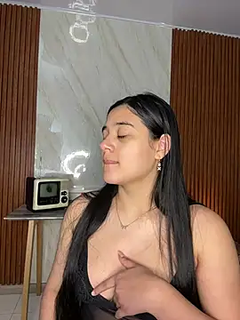 floriamANDjazmin online show from 07-02-26, 02:44