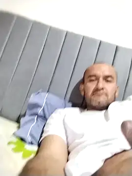 jota123345 online show from 01-06-26, 04:38