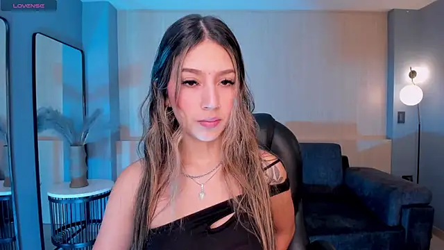 TaraLawrence online show from 02-18-25, 03:21