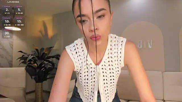 AlanaCraft online show from 09-18-25, 12:29