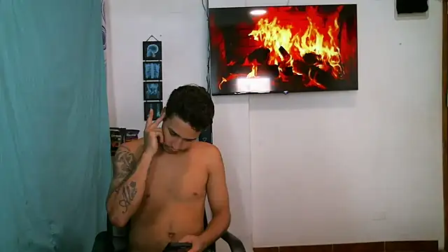 JacobandChloee online show from 02-19-26, 08:16