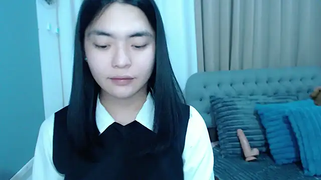 Snapshot of zhaviahale21 chatting on 10-16-25, 06:03 zhaviahale21 online show from 10-16-25, 06:03