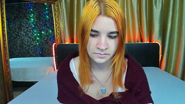  Polly Love  online show from 12-11-24, 07:20