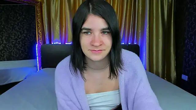  Polly Love  online show from 10-01-25, 06:08