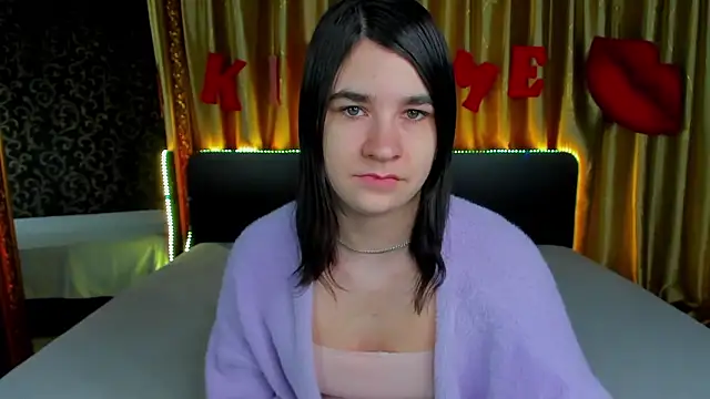  Polly Love  online show from 02-16-26, 07:15