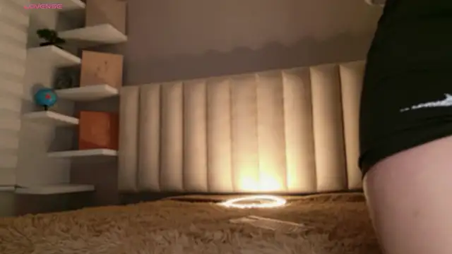 Megan mooree  online show from 02-24-26, 12:47