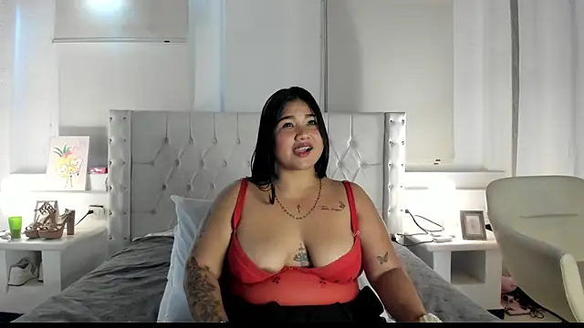 Snapshot of Gabycutee chatting on 02-02-25, 01:55 Gabycutee online show from 02-02-25, 01:55