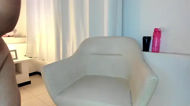 Snapshot of Gabycutee chatting on 03-14-25, 02:10 Gabycutee online show from 03-14-25, 02:10