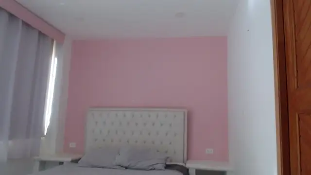 Snapshot of Gabycutee chatting on 01-09-26, 07:48 Gabycutee online show from 01-09-26, 07:48