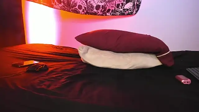 Snapshot of Agnes_jones_ chatting on 01-15-26, 12:37 Agnes jones online show from 01-15-26, 12:37