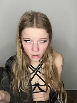 foxy ana13 online show from 02-16-25, 05:15