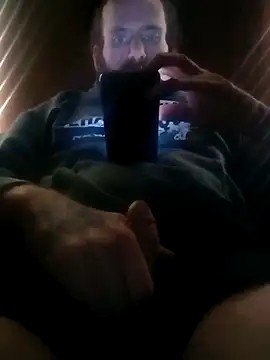 Snapshot of RobStrokes215 chatting on 02-14-25, 09:13 RobStrokes215 online show from 02-14-25, 09:13