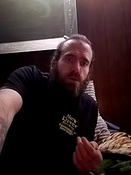 Snapshot of RobStrokes215 chatting on 03-03-25, 09:00 RobStrokes215 online show from 03-03-25, 09:00