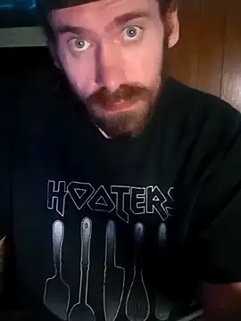 Snapshot of RobStrokes215 chatting on 09-13-25, 06:46 RobStrokes215 online show from 09-13-25, 06:46